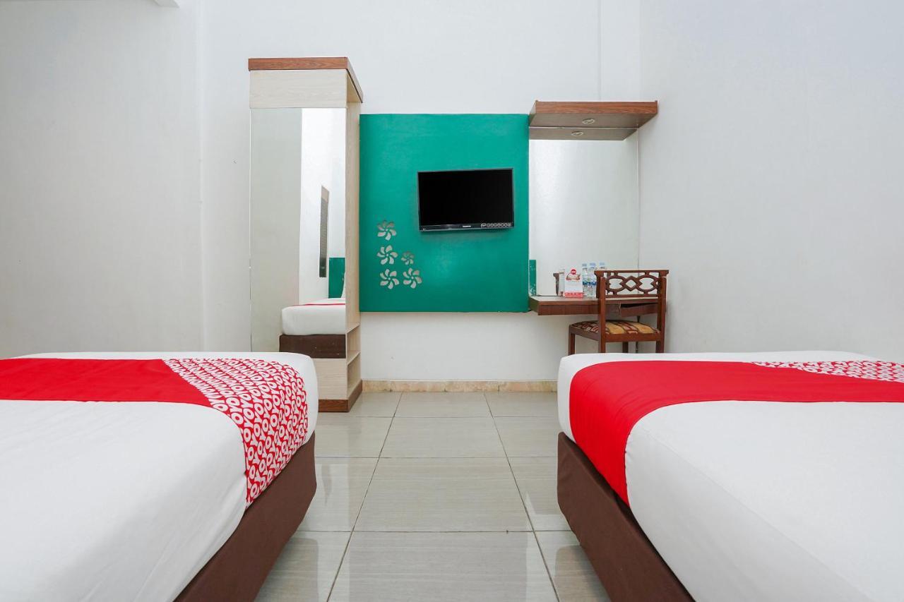 Oyo 231 Hotel Andita Syariah Surabaya Exteriör bild