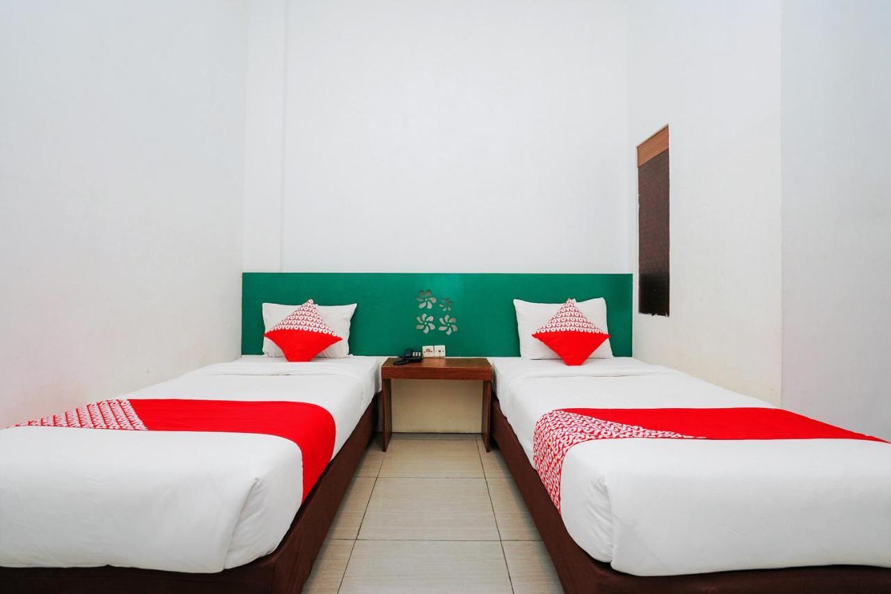 Oyo 231 Hotel Andita Syariah Surabaya Exteriör bild