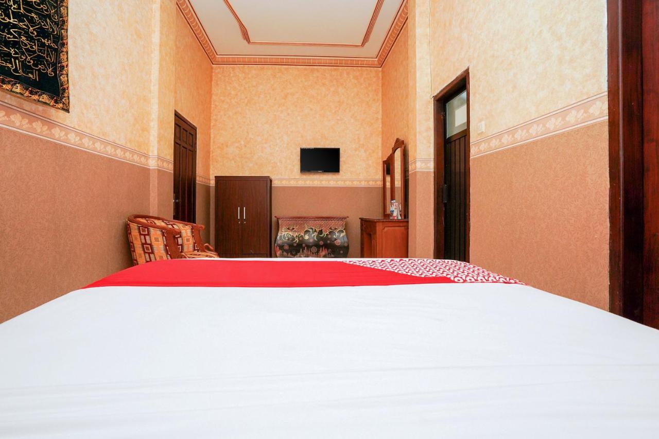Oyo 231 Hotel Andita Syariah Surabaya Exteriör bild